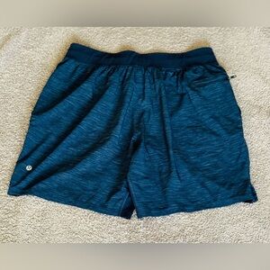 Lululemon T.H.E. Linerless Short 7" Size Large